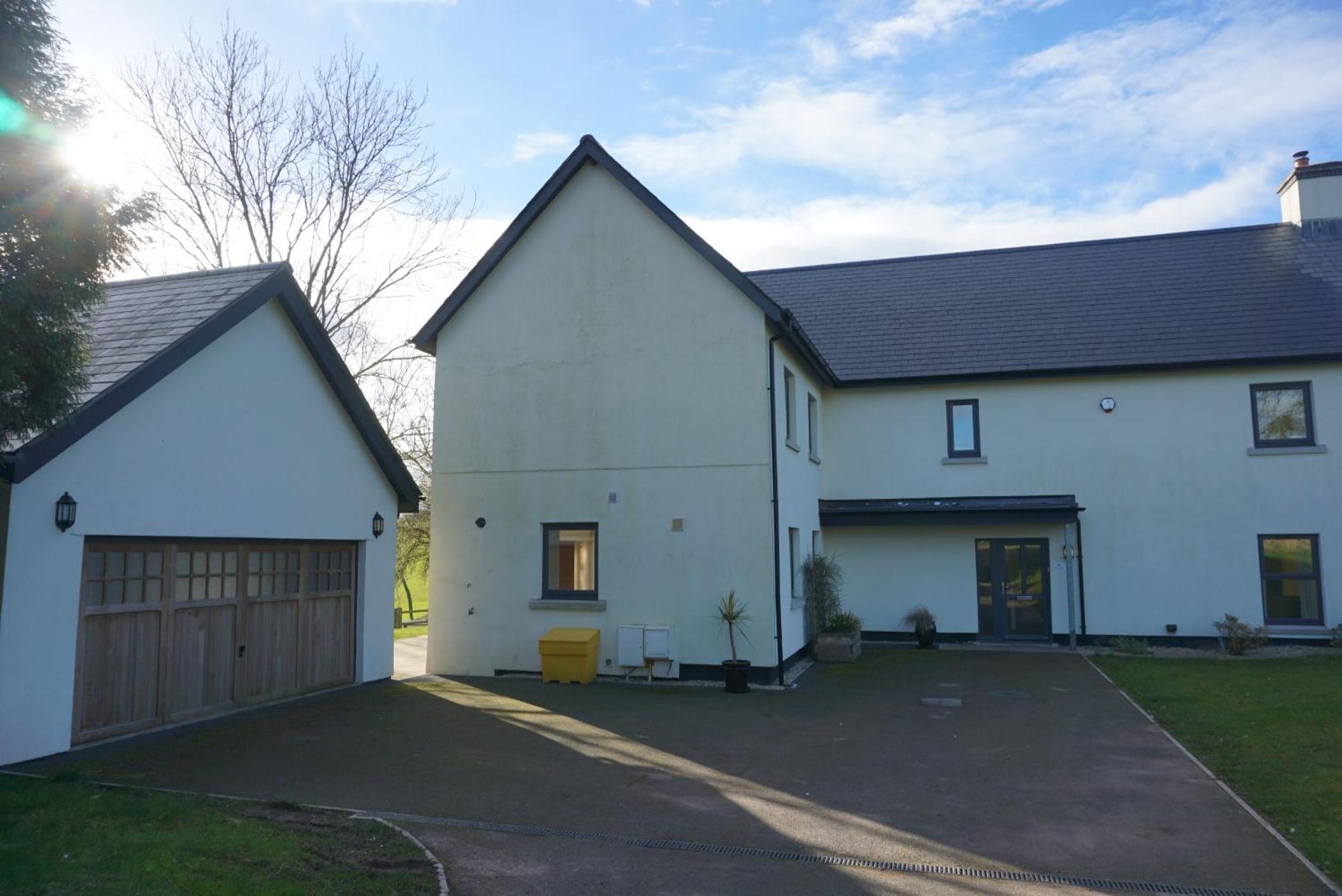 Hunter Lodges By Celtic Manor Newport  Buitenkant foto